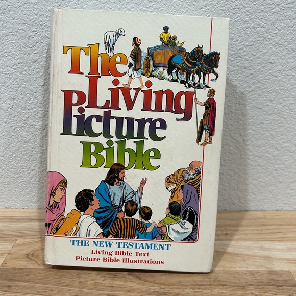 LIVING PICTURE BIBLE ~ NEW TESTAMENT ~ LIVING BIBLE TEXT ~ PICTURE ILLUSTRATIONS - Picture 1 of 11
